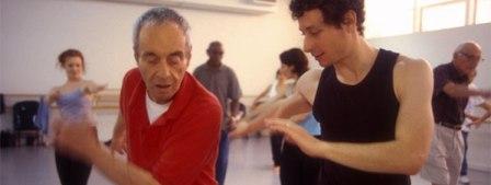 David Leventhal leads dance therapy